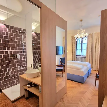 Hotel Wolf Salzburg Room photo